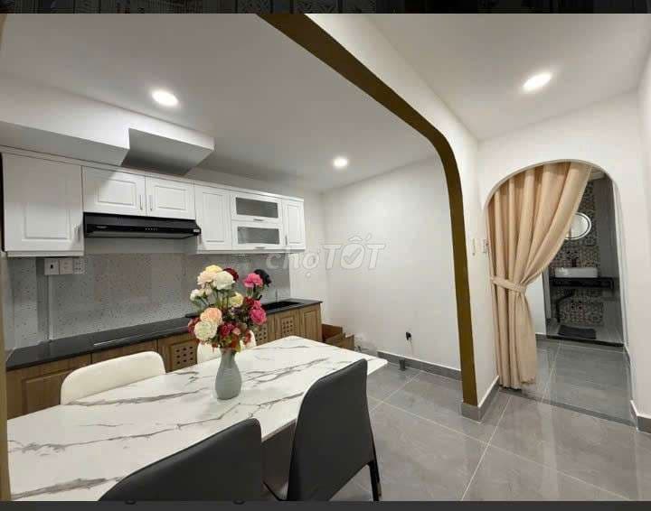 BÁN NHÀ ĐẸP SÁT MẶT TIỀN QUANG TRUNG, P11, 40M²,3PN HƠN 4 TỶ TL - Ảnh 2