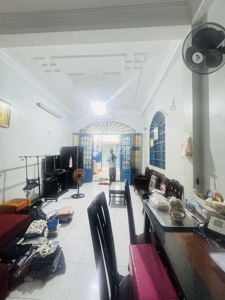 Sát mặt tiền Thống Nhất, 107m2, ngang hơn 5, nở hậu, 8 ngủ, hơn 10 tỷ - Ảnh 2