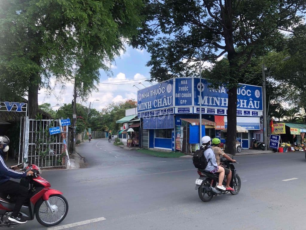 gia đình cần bán đất