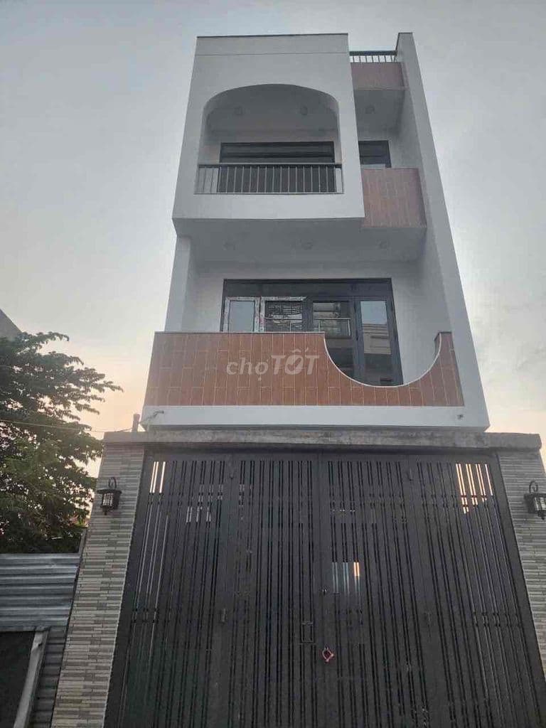 NHÀ MỚI - 3 TẦNG + TUM ĐƯỜNG TRƯỜNG LƯU - 5.8 TỶ