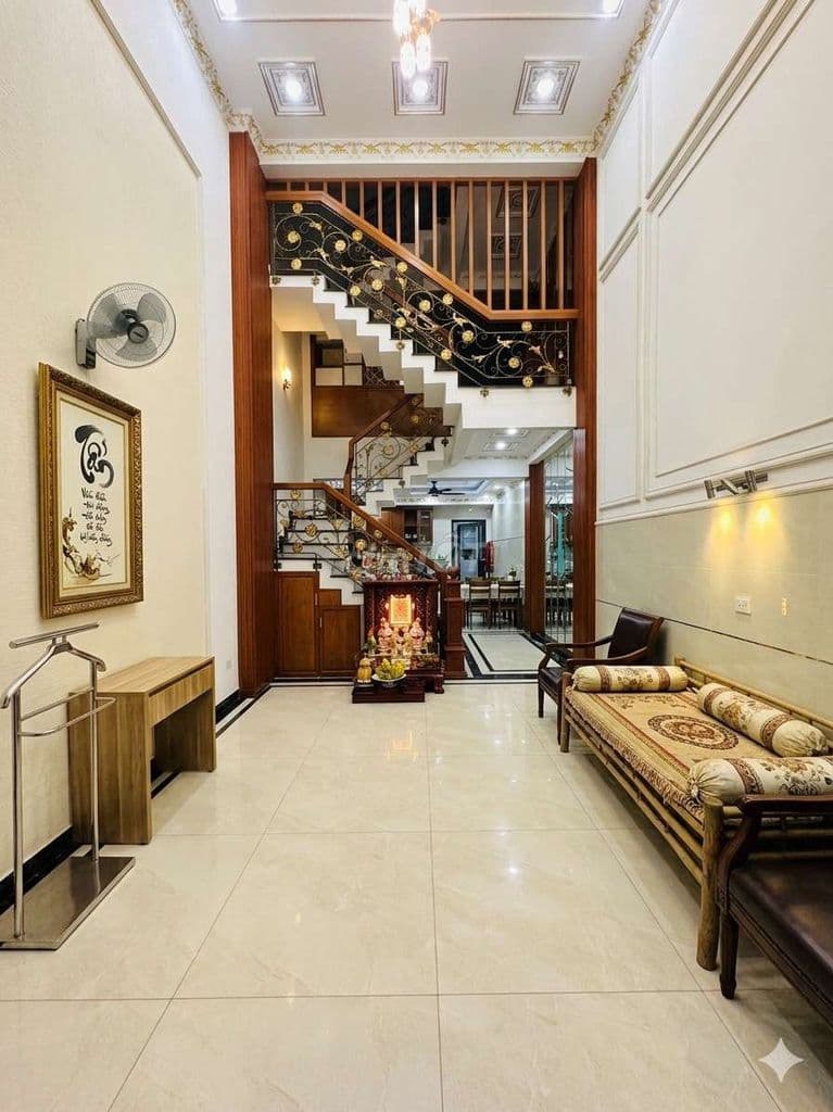 CHỈ NHỈNH 8 TỶ CÓ NGAY CĂN NHÀ KHU PHÂN LÔ ĐỒNG BỘ 60M 5 TẦNG
