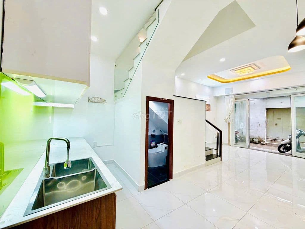 Giảm 1 Tỷ! - Bán nhanh nhà đẹp 2 tầng 60m2 - Khu công viên Tầm Vu - Ảnh 2