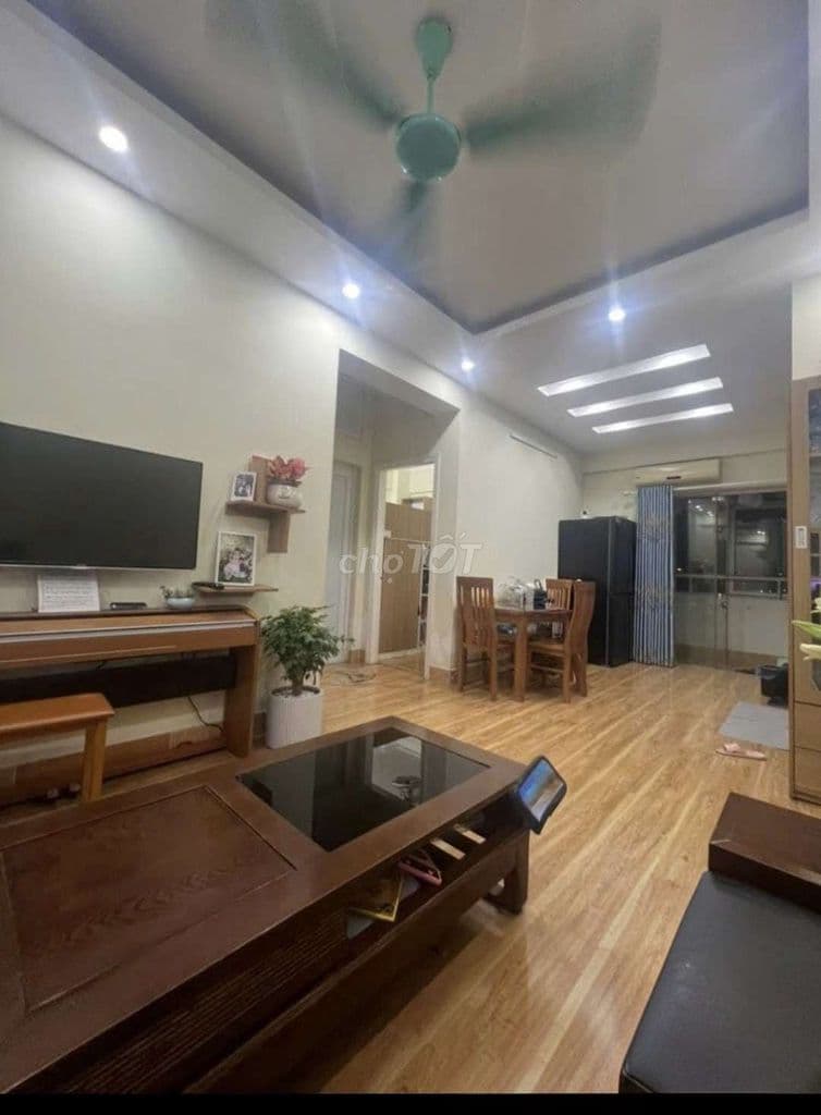 4 tỷ Chung cư Đồng Tàu, Hoàng Mai, 58m 2PN 2WC tầng cao view đẹp SĐCC