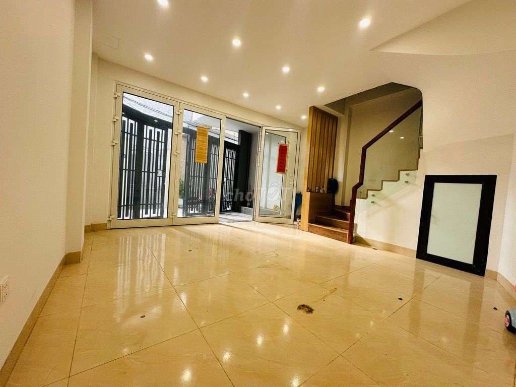 6 2 tỷ nhà lô góc 4 tầng Thị Trấn Trôi Hoài Đức