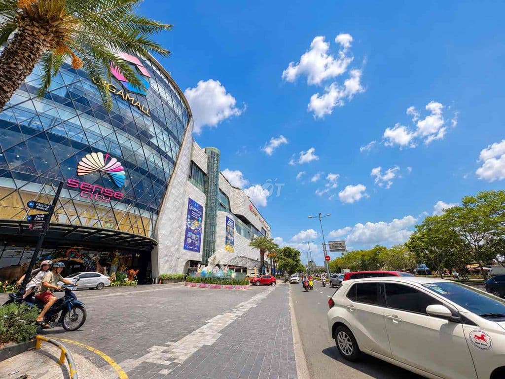 Nhà đẹp 4PN Hiệp Bình Chánh gần Gigamall, ở ngay, chỉ hơn. 5.tỷ.