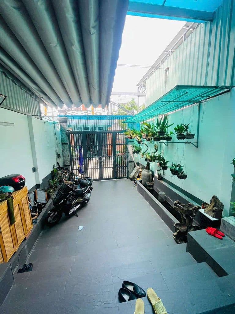 CỰC HIẾM_3 TẦNG_104 M²_HẺM Ô TÔ_ĐỐI DIỆN KĐT VẠN PHÚC CITY_CHỈ 8 TỶ. - Ảnh 2