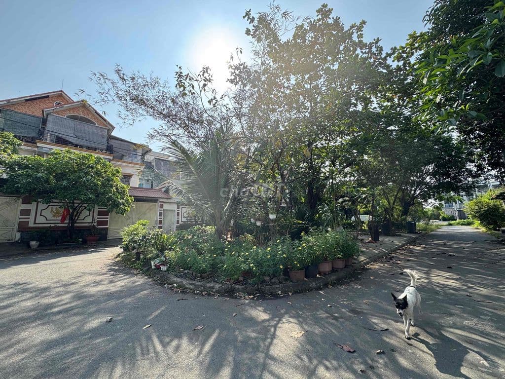 Bán Lô Góc 3 Mặt Tiền Công Viên Gần Gigamall Sông Sg - Ảnh 3