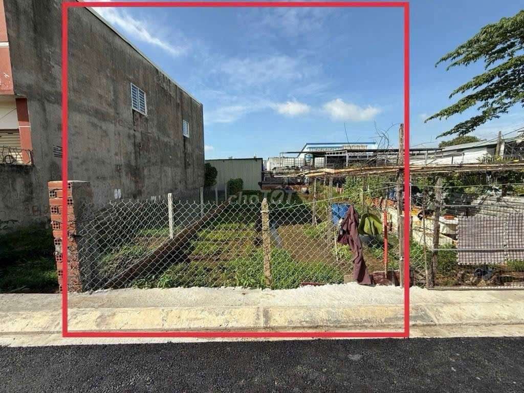 LÔ ĐẤT ĐẸP 80M2, KHU PHÂN LÔ, ĐƯỜNG LÒ LU, SÁT KHU CÔNG NGHỆ CAO, Q.9