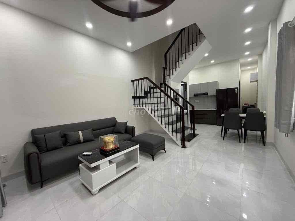 NHÀ TÂY THANH MỚI FULL NỘI THẤT 2 TANG BTCT KHU DAN CU DONG DUC - Ảnh 2