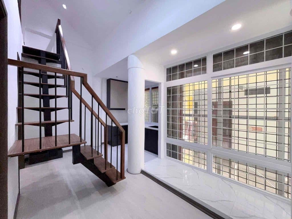 Biệt thự đã tân trang gần Tây Sơn-Lô góc-Sổ hồng 110/160m;3N;3VS - Ảnh 3