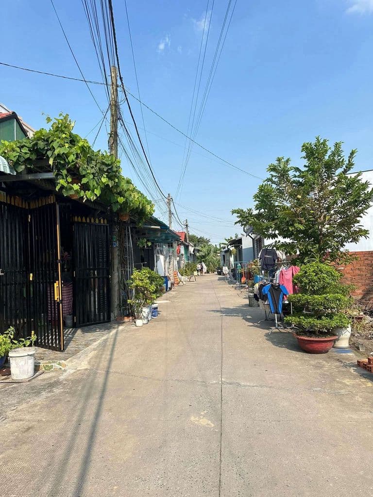 BÁN ĐẤT THỔ CƯ DT 5 x 31m Giá 2.7 Tỷ Đg Ng Văn Bứa Xã X.T.Thượng H.Môn