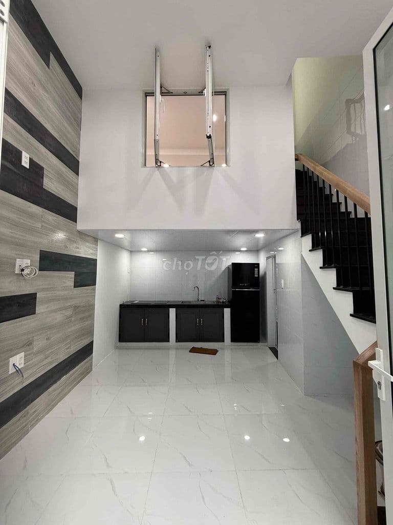 Nhà căn góc 3 tầng 2 phòng ngủ Phạm Thế Hiển giá 2 tỷ 2