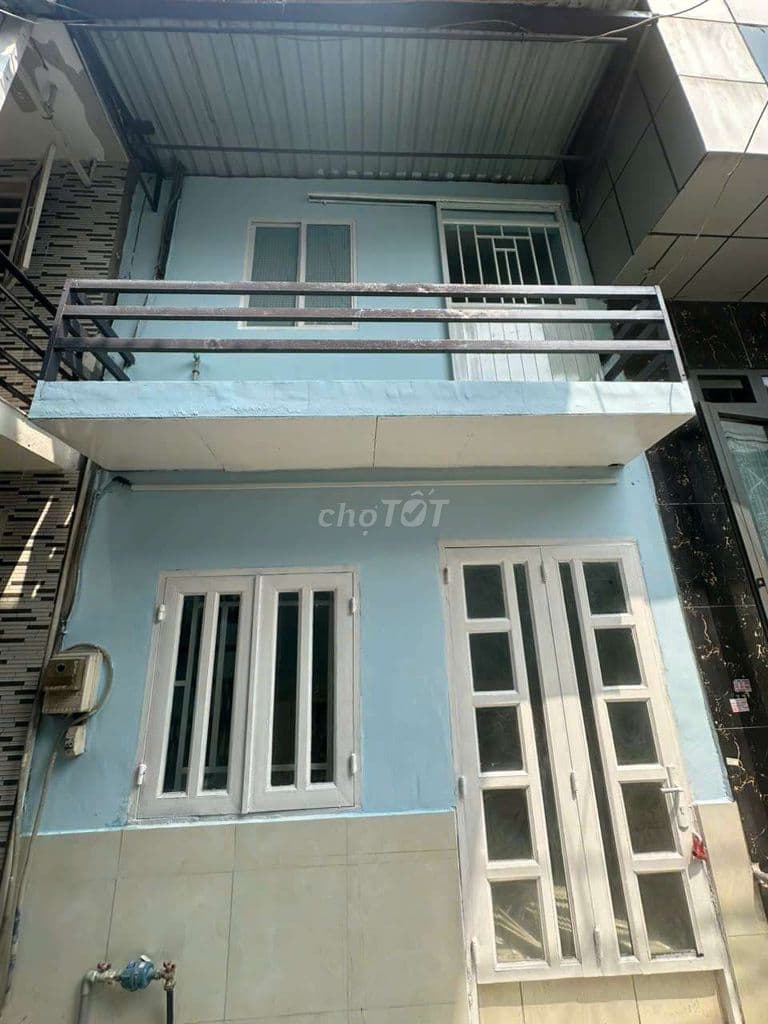NHÀ RIÊNG ĐƯỜNG THÔNG