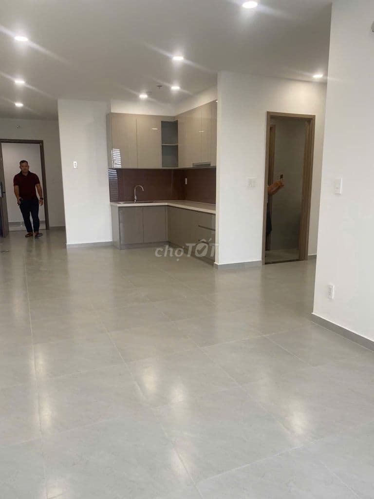 Chủ ngộp bán gấp căn 65m2 tầng view đẹp . Sổ sẵn cc sang tên ngay . - Ảnh 2