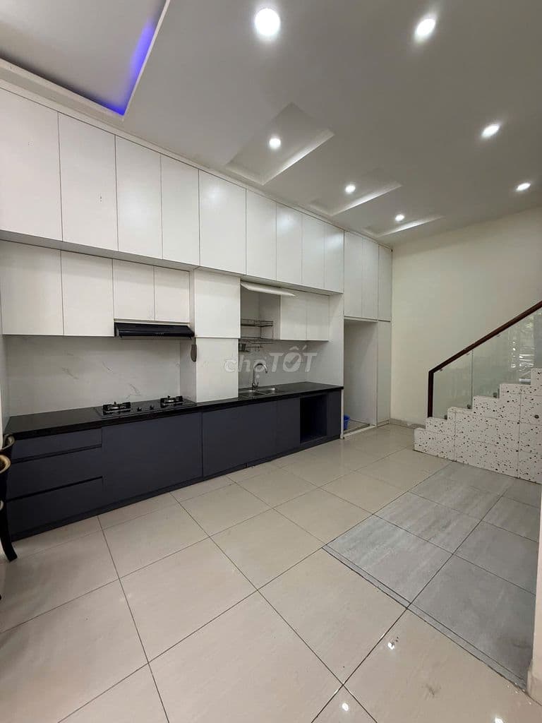 BÁN NHÀ HXH 3 TẦNG - ĐƯỜNG SỐ 8, PHƯỜNG HIỆP BÌNH, TP.HCM - Ảnh 2