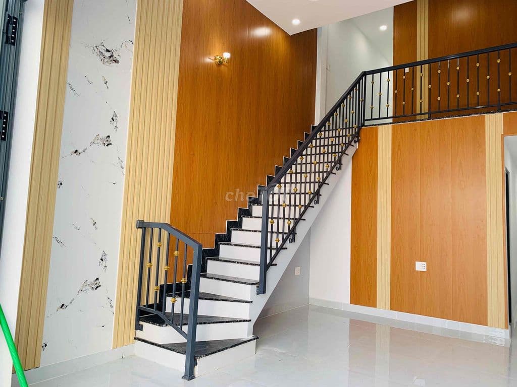 🔥BÁN NHÀ 4x18 Ấp 3 Gần Chợ Đầu Mối Hóc Môn - Ảnh 2