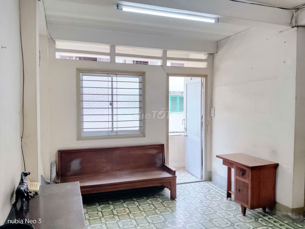 Chung cư Xóm Cải Nguyễn Trãi - Ảnh 2