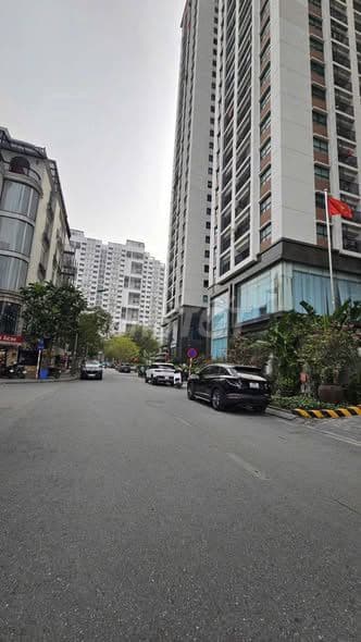 bán chung cư Kim Văn Kim Lũ mặt phố