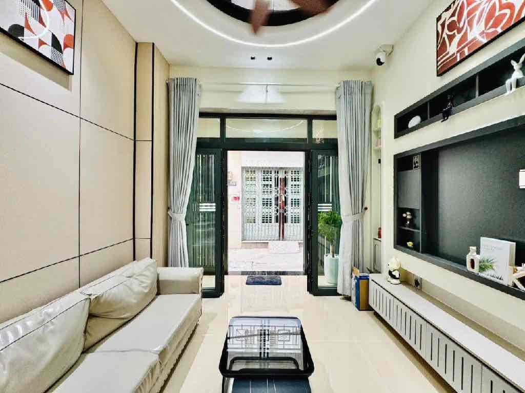 Nhà full nội thất DTSD 70m2 3pn ngay Lê Đưca Thọ, P16 chỉ nhỉnh 4ty - Ảnh 2