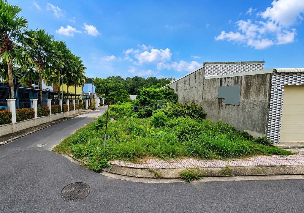 ĐẤT THỊ TRẤN CỦ CHI. MẶT TIỀN ĐƯỜNG NHỰA. SHR. 720 TRIỆU
