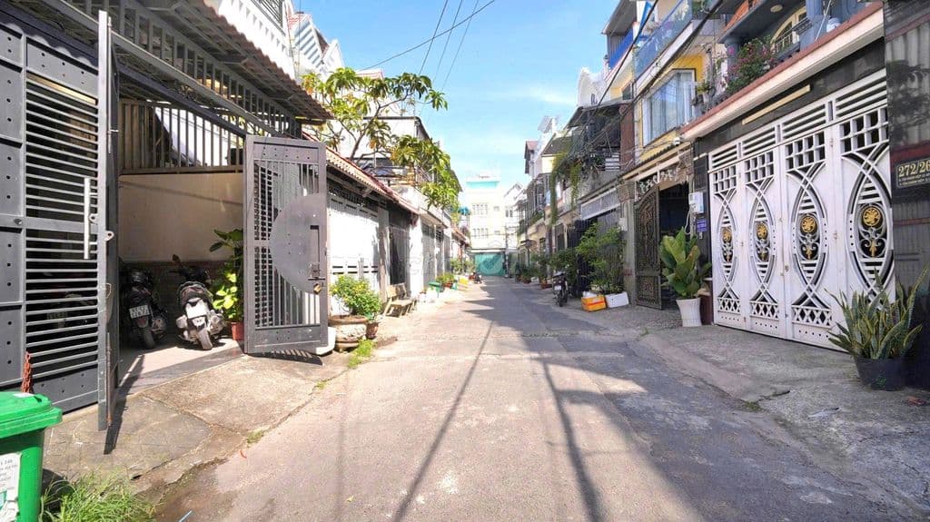 Nhà 3 tầng hẻm ô tô đường Trần Thị Năm, Tân Chánh Hiệp, Quận 12 - Ảnh 2