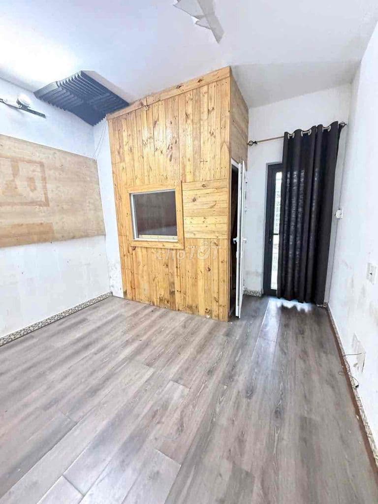 Nhà bán 2MT Hxh Đồng Đen - Bàu Cát - 5,45x13,6m. - Ảnh 3