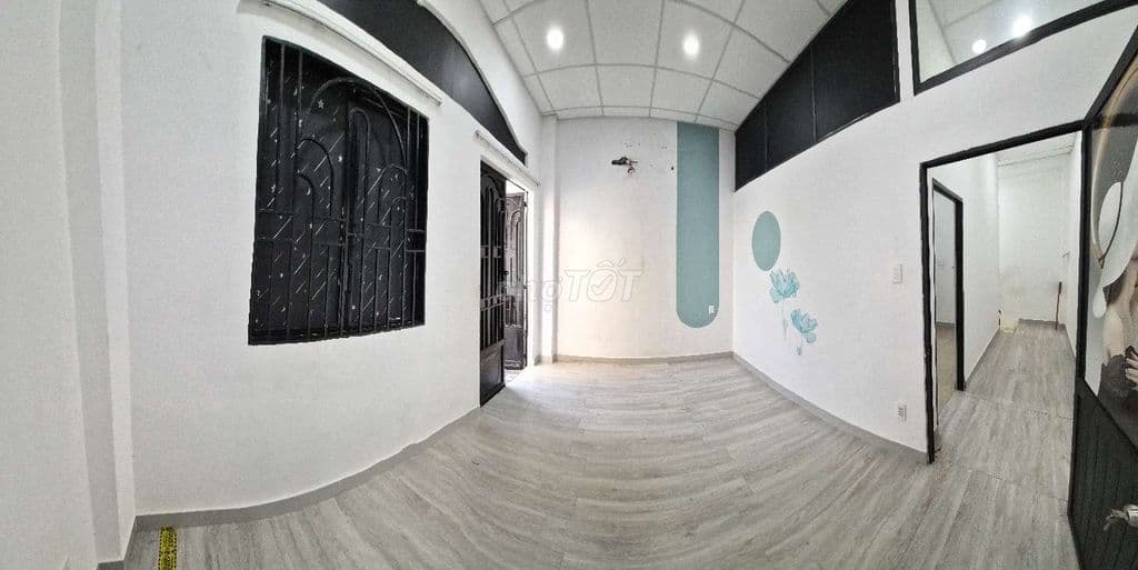 Bán nhà đẹp giá rẻ Q8, ra Q1 chỉ 15p