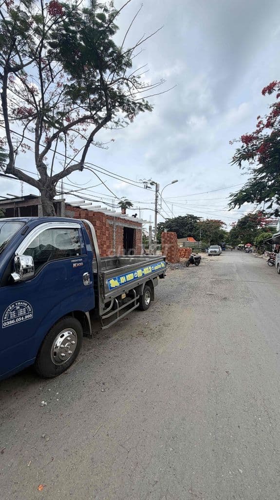 Bán Đất Mặt Tiền KD Ngay Bến Xe Buýt Đồng Hoà 6x35 Full Thổ Giá Mềm - Ảnh 2