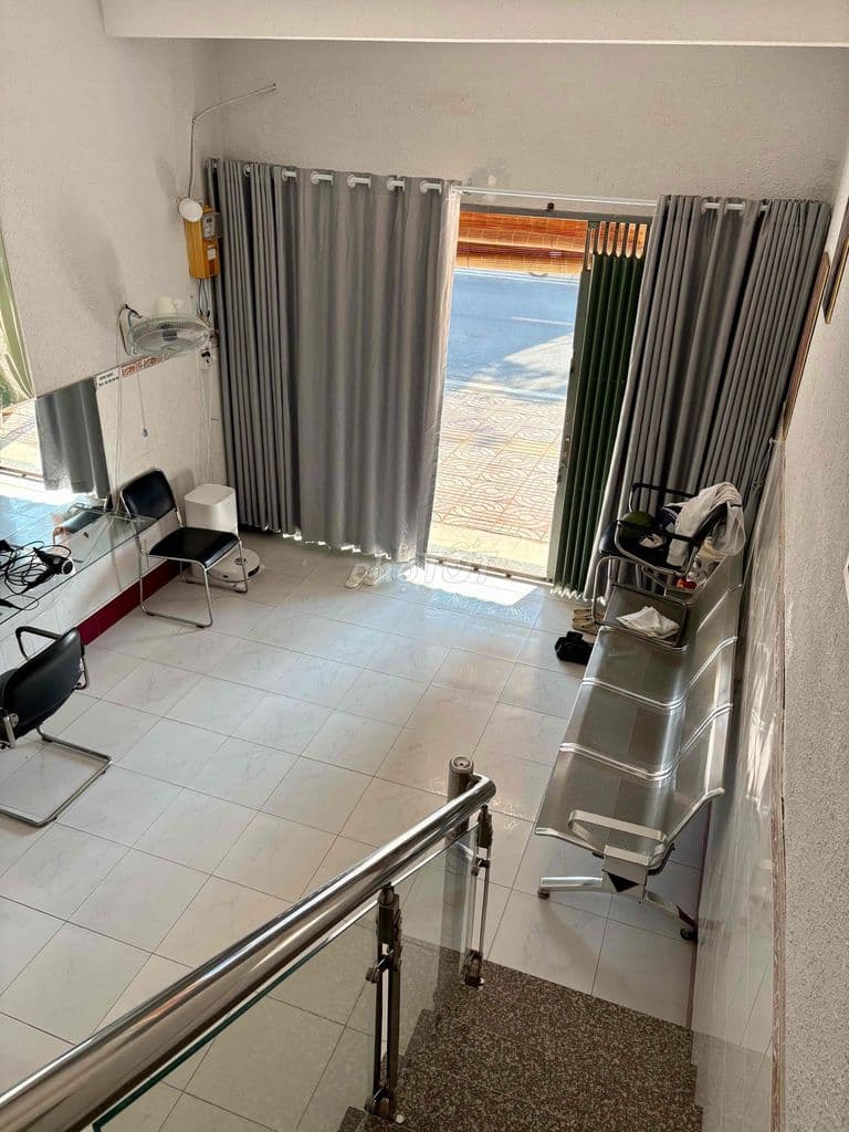 NHÀ PHỐ LIỀN KỀ CHÍNH CHỦ MẶT TIỀN DUYÊN HẢI - Ảnh 3