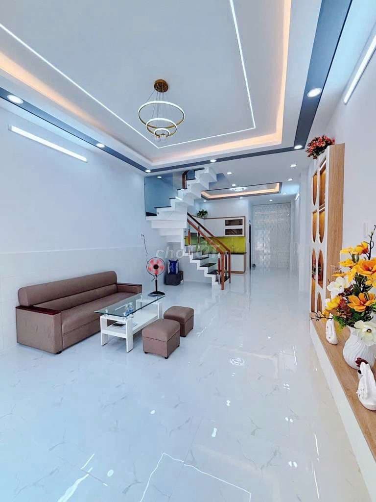Bán nhà Khu Lê Văn Quới Bình Tân 2 tầng 40m2 HXH ở ngay chỉ 4.4 tỷ