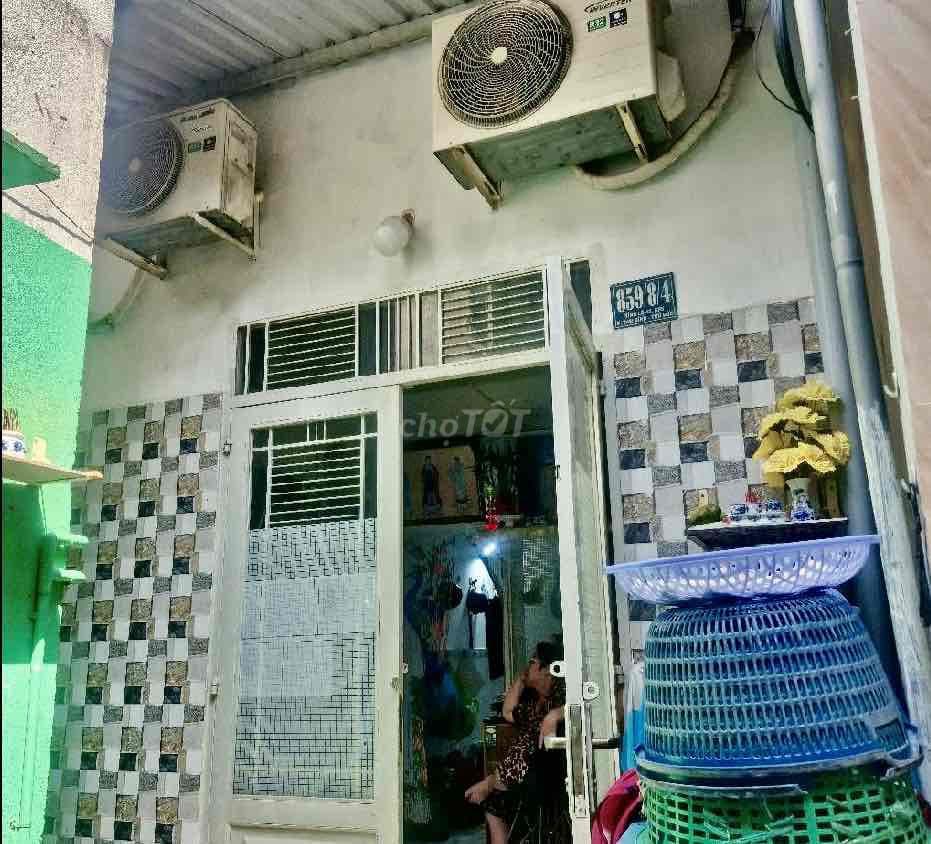 Nhà Hai Tầng - Gần mặt tiẻn tl43-2,4t - Ảnh 2