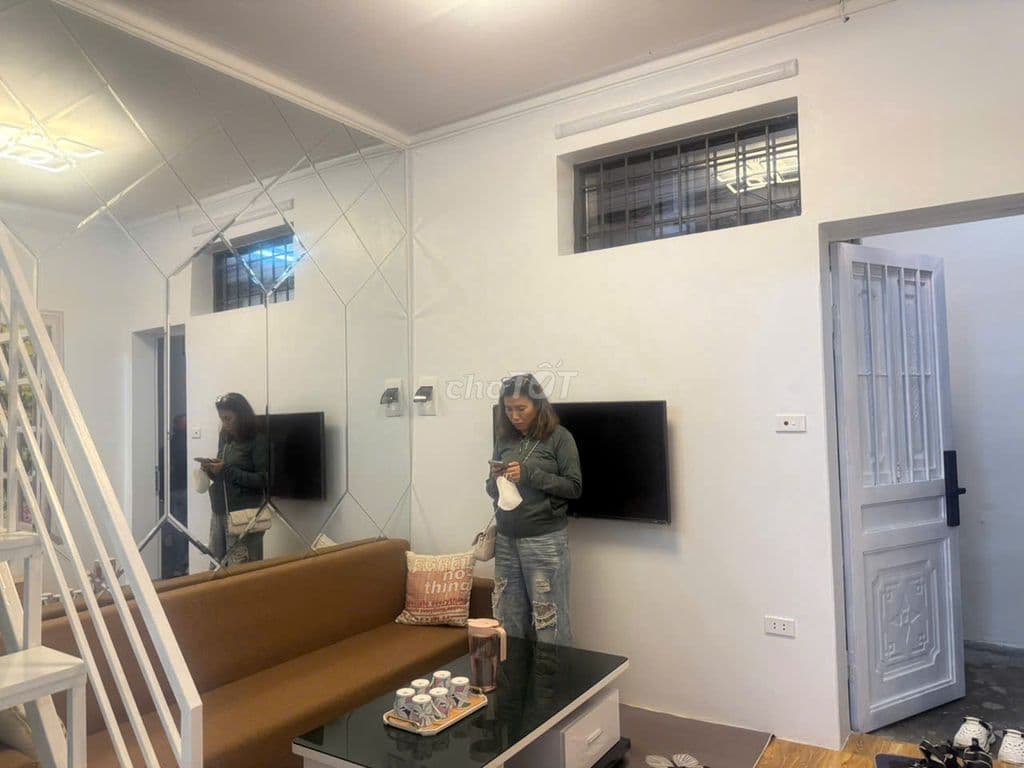 Chính chủ gửi bản Căn hộ tập thể gần Bệnh viện E, Đường Trần Cung - Ảnh 2