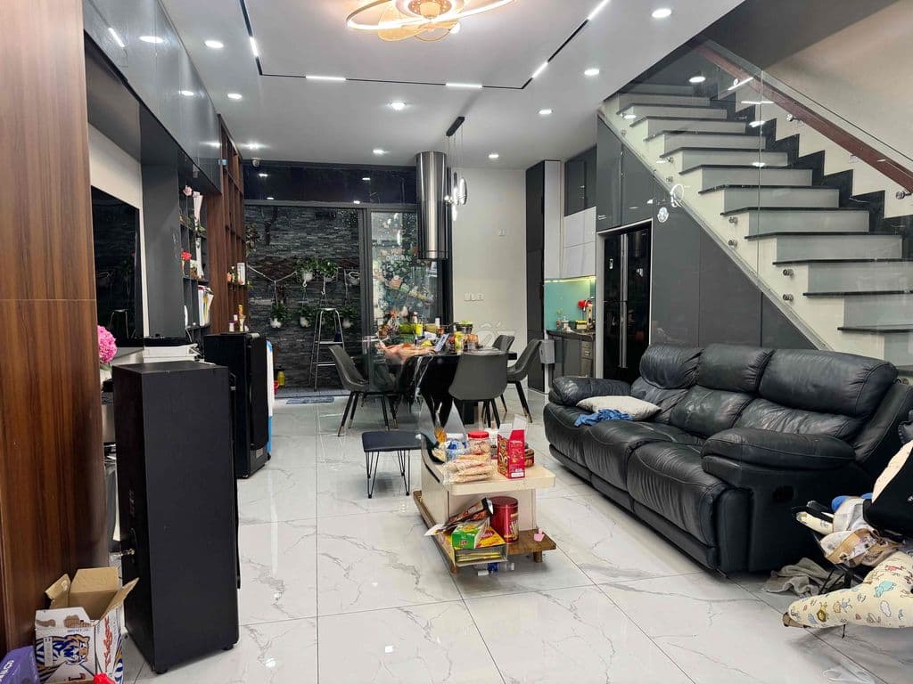 NHÀ ĐẸP 4 TẦNG ĐẶNG THUỲ TRÂM- DT 5x15m. 4PN5WC