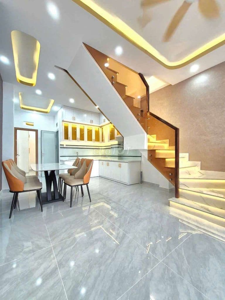 Nhà 4x16m 2 tầng 4pn kế Phú Mỹ Hưng Quận 7 chỉ 4 tỷ 89 - Ảnh 3