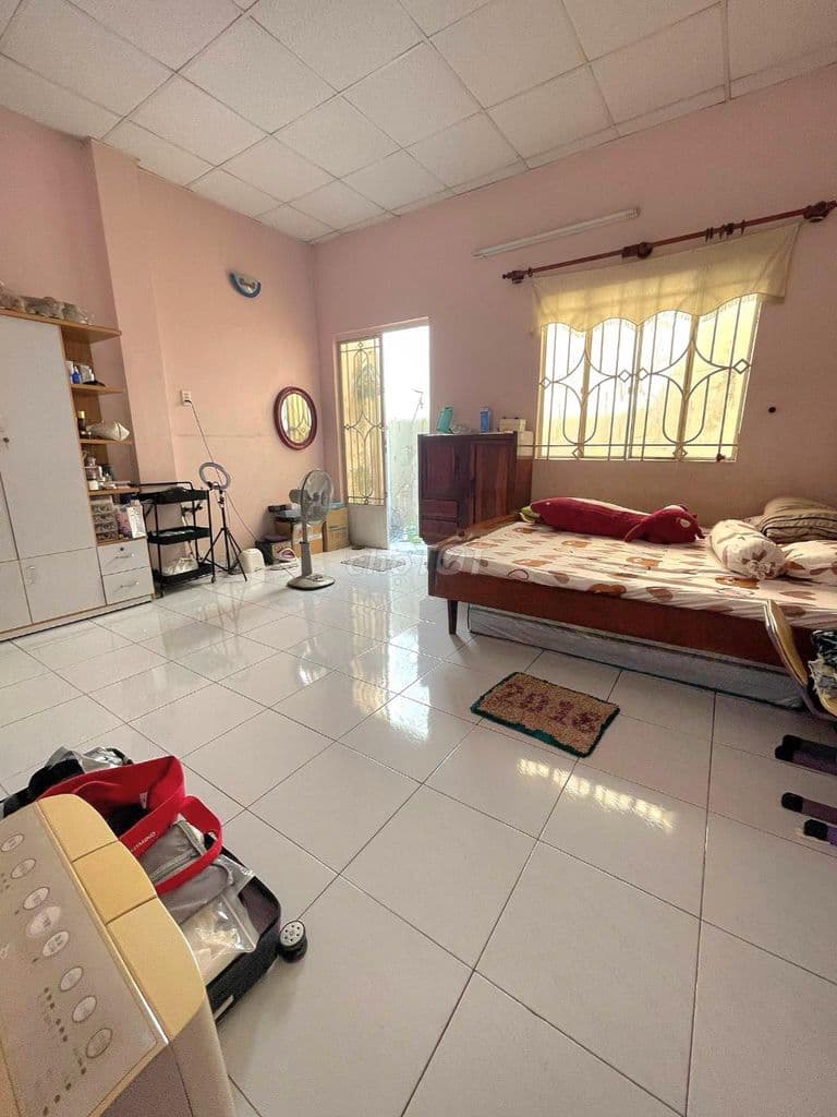 ĐƯỜNG XE HƠI ĐẬU - NHÀ 52m2 - TÂN QUÝ, GÒ DẦU - KẾ AEON - Chỉ 4,99 tỷ - Ảnh 2