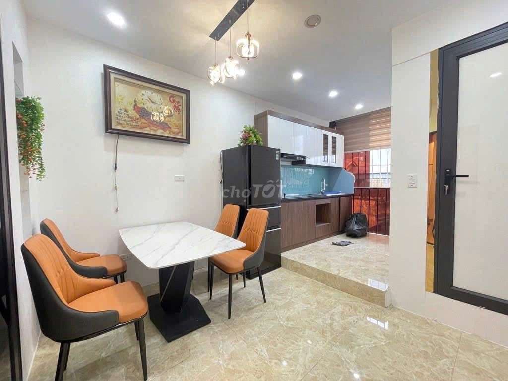 5 tỷ TT Hai Bà Trưng, hx Khu Phố Cổ 3 tầng 4 PN đầu phố ô tô đỗ Sổ Đẹp - Ảnh 2