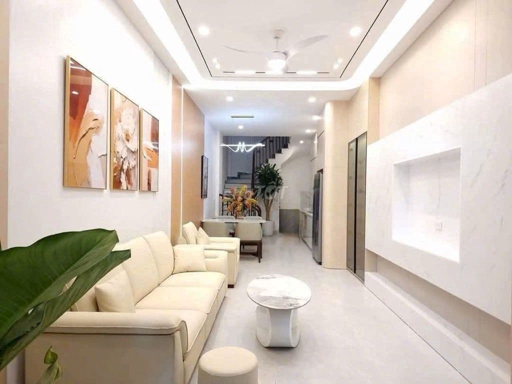 GIẢM CHÀO 500TR 🔥VIỆT HƯNG – 50M² – 5 TẦNG – Ô TÔ ĐỖ CỬA