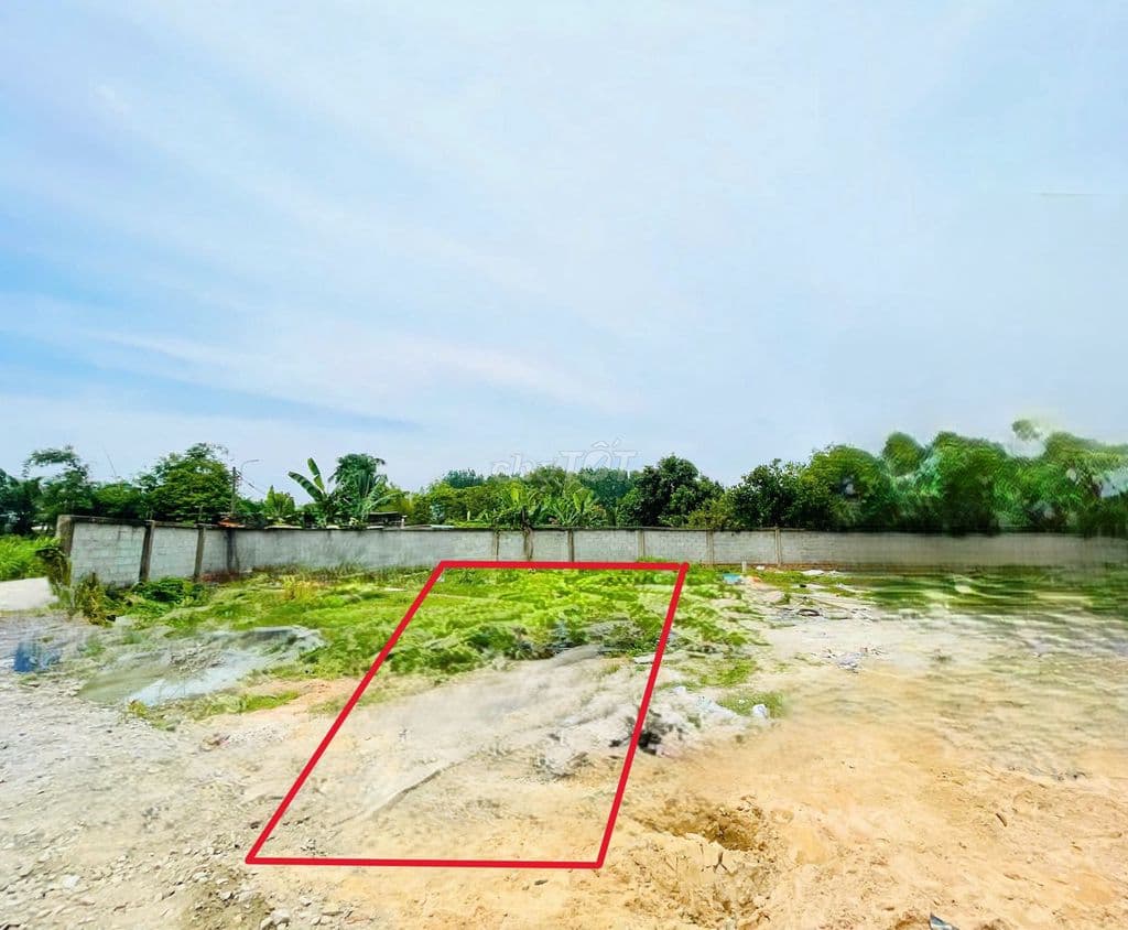 Chủ về quê kinh doanh-Bán nhanh lô đất, đường Ba Sa , Tân Thông Hội