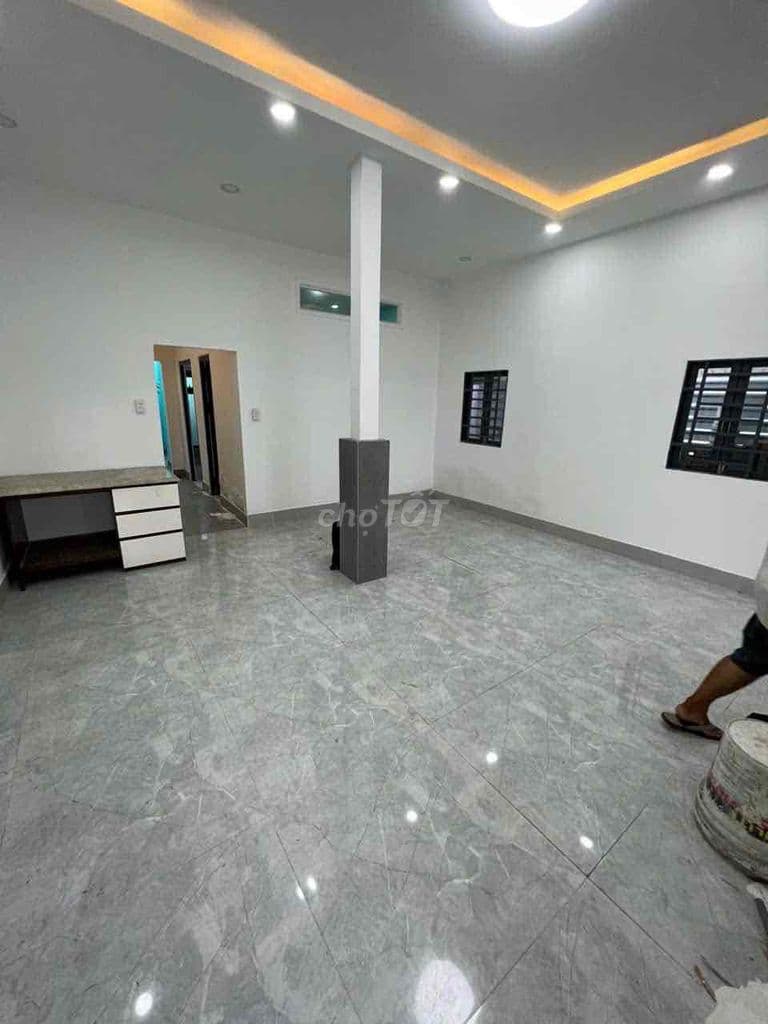Định Cư nước ngoài cần bán gấp căn nhà Gần Song Hành QL50
