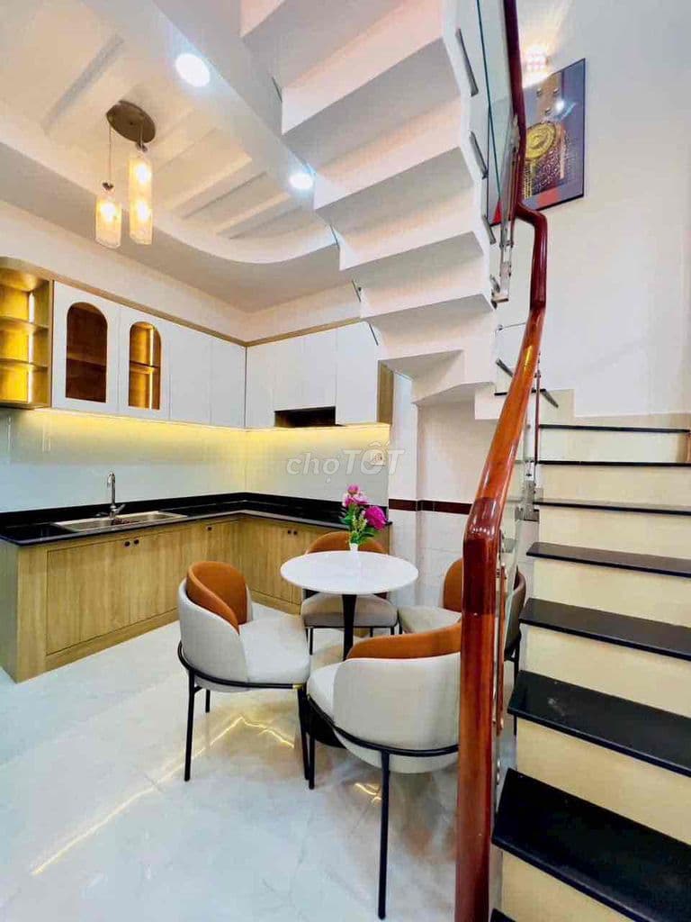 Nhà Ngay Trung Tâm Đường Quang Trung - Ảnh 2
