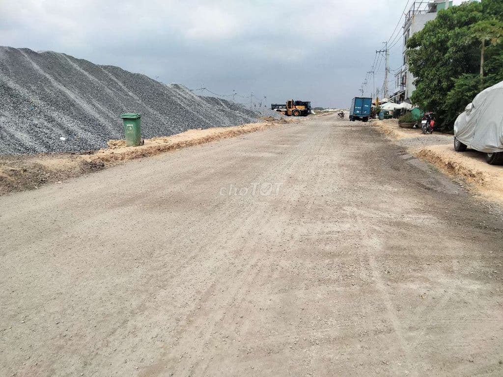 BÁN XƯỞNG MẶT TIỀN NHỰA 10M2 NGAY VÀNH ĐAI 3, XÃ BÌNH MỸ - Ảnh 2