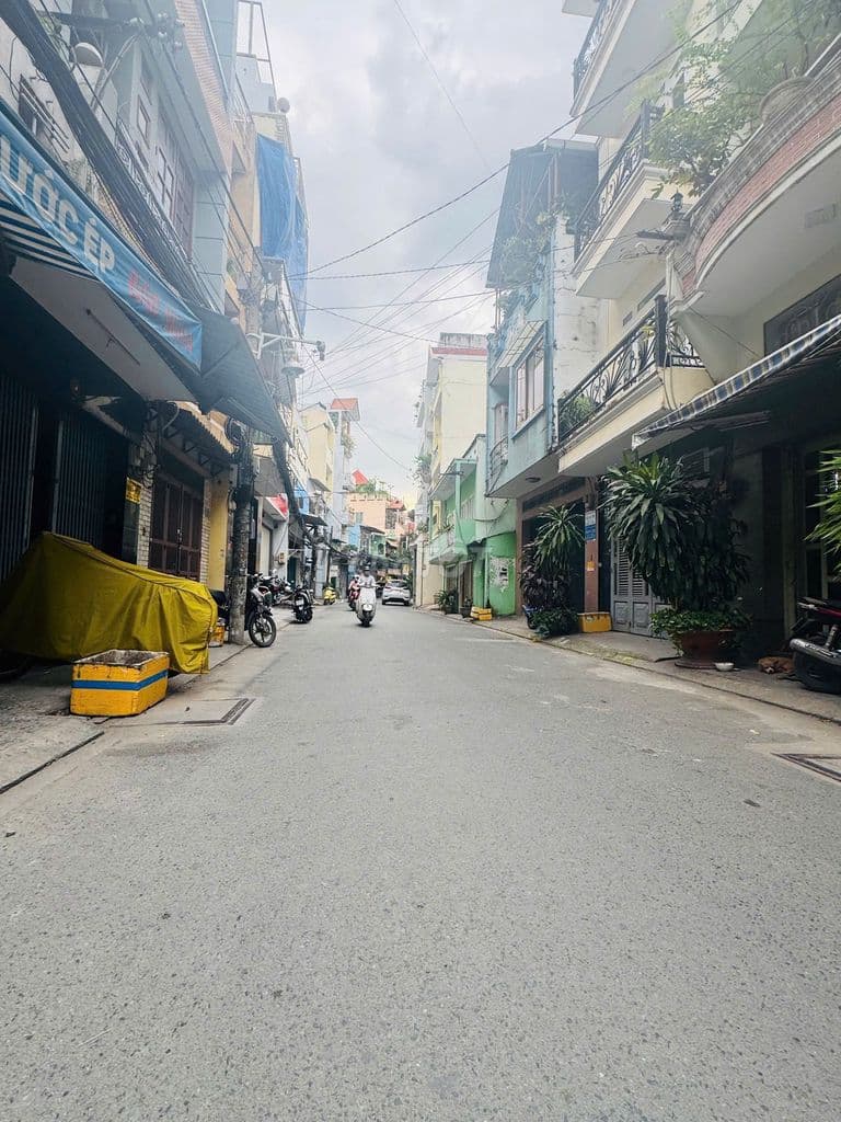 NHÀ MT DƯỚI 8 TỶ GẦN BÀU CÁT, CHỢ VẢI TÂN BÌNH