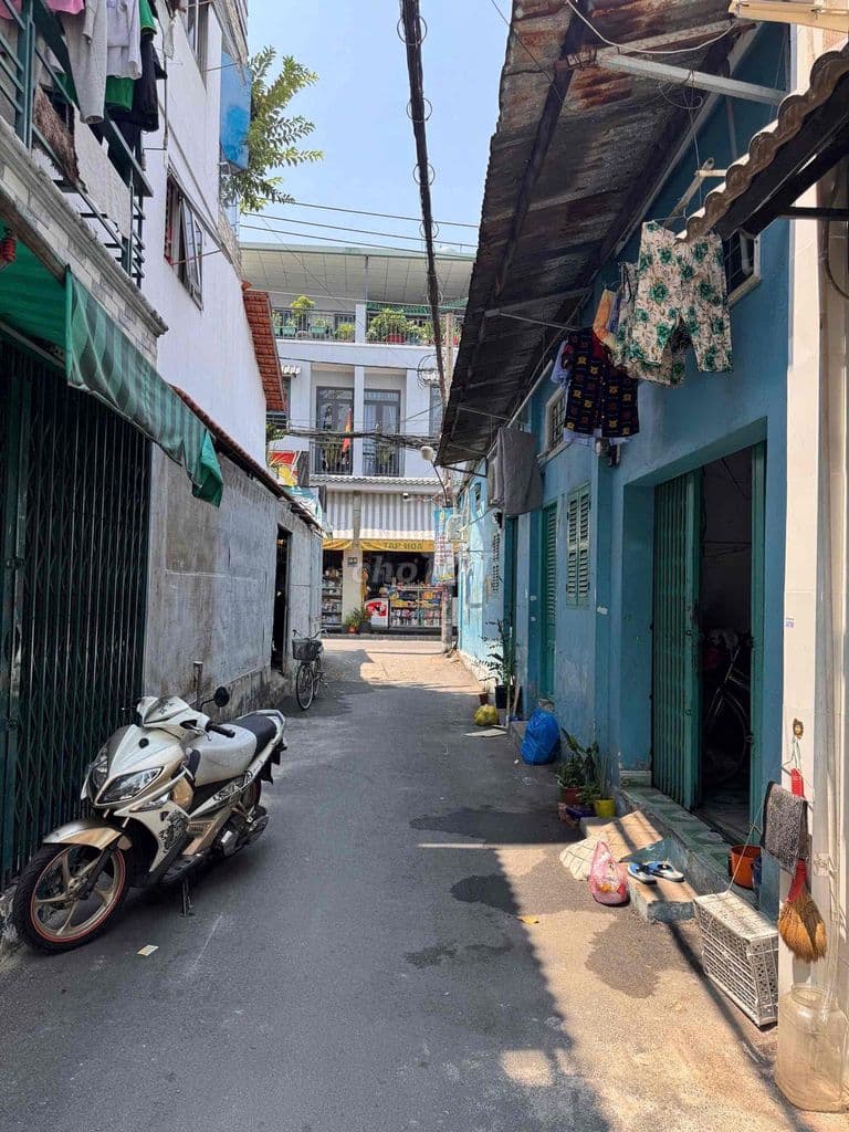 nhà nhỏ cần bán - Ảnh 2