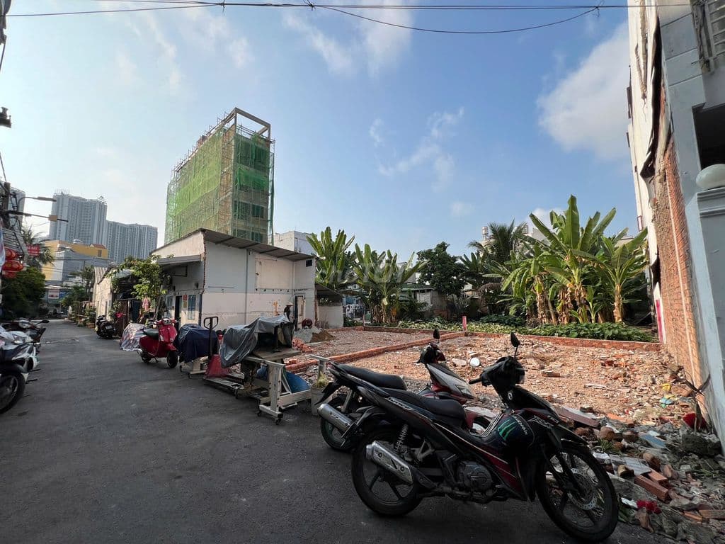 Bán đất đường nhựa ô tô 116/2 Tân Mỹ ngay trường ĐH Marketing Quận 7