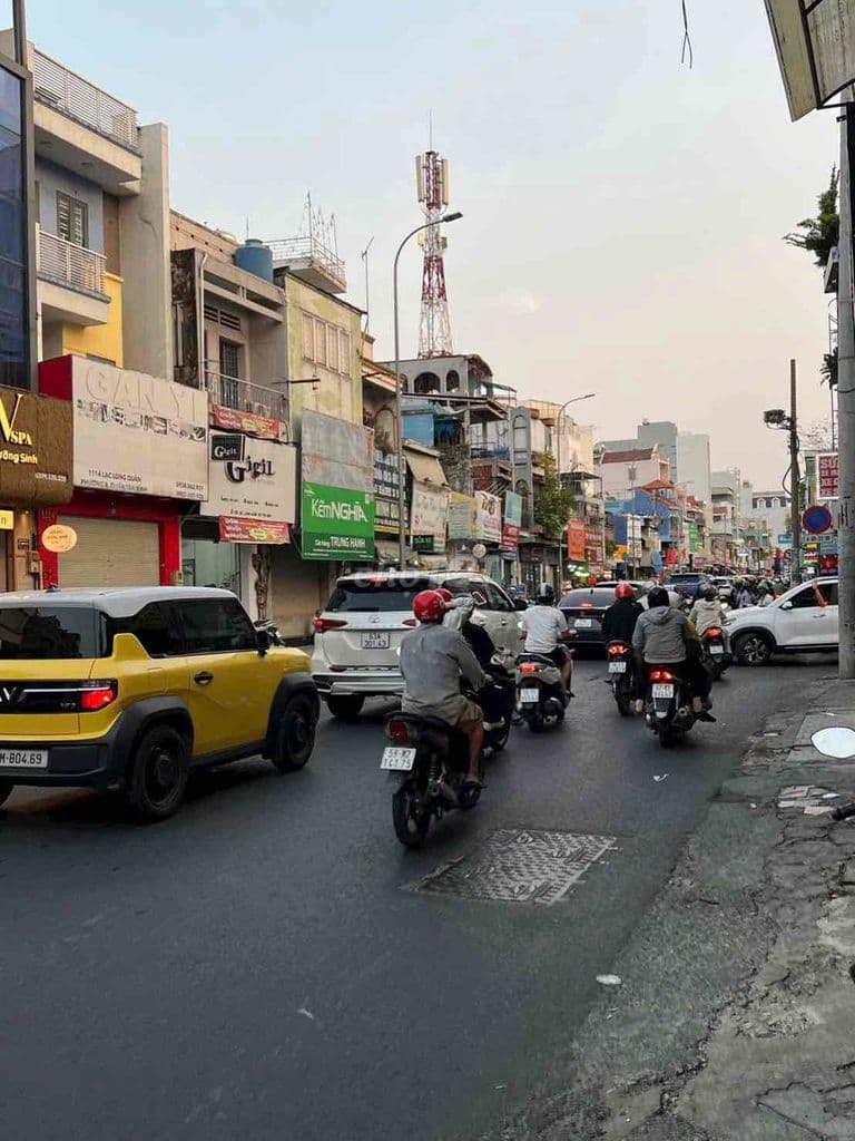 C.CHỦ BÁN GẤP MT LẠC LONG QUÂN 140m2 - MIỄN TRUNG GIAN