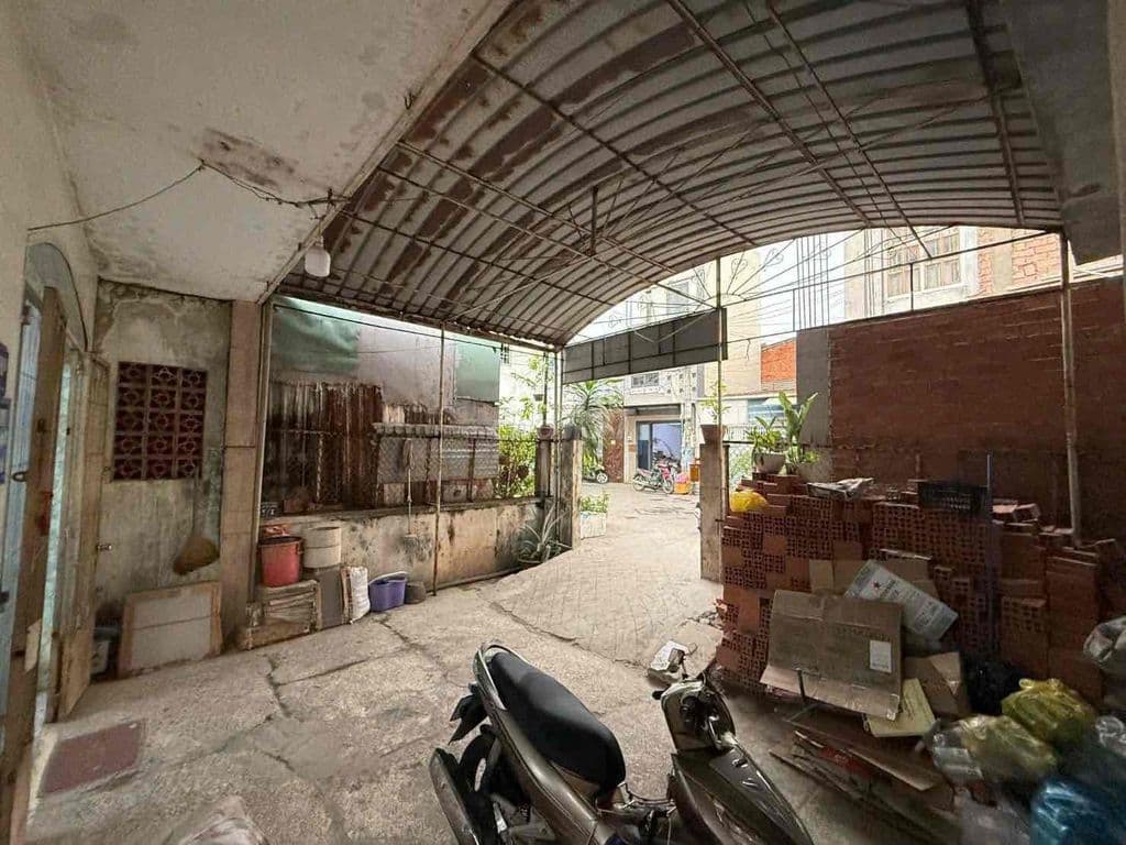 305m2 hem Lê Đưc Tho