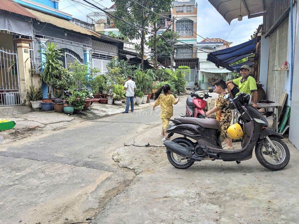 Nhà có bề ngang 6m Hẻm 8m cực hiếm với giá tiền chỉ 7.3 tỷ còn bớt