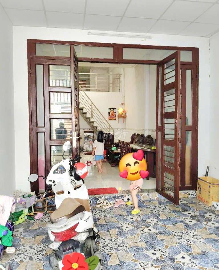 NHÀ DT 80M2_Ô TÔ 7 CHỖ CHẠY QUANH NHÀ_HUỲNH THỊ HAI_GẦN BỆNH VIỆN Q12