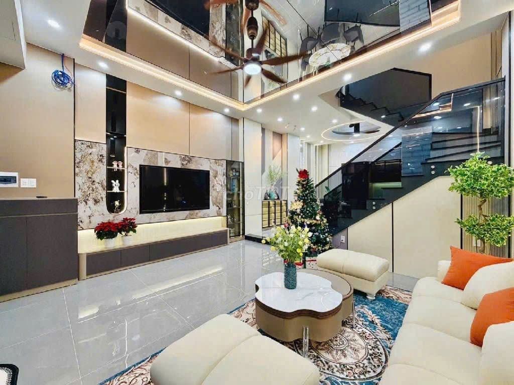 Hiếm! Phân Khúc 7 Tỷ Sở Hữu Nhà 5 Tầng 39m2, HXH Đỗ Cửa Sát Mặt Tiền - Ảnh 2