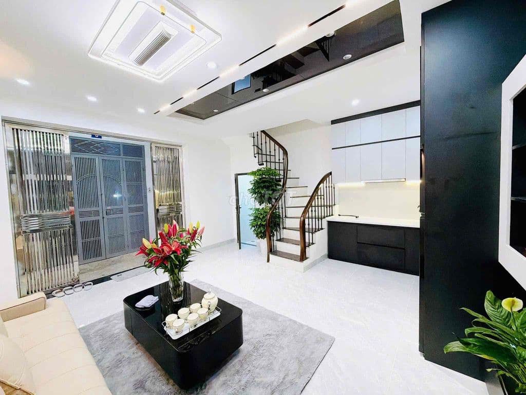 Gần Ô tô phố Minh Khai , ngõ nông, nhà đẹp, tăng full nội thất 38m*5T. - Ảnh 2